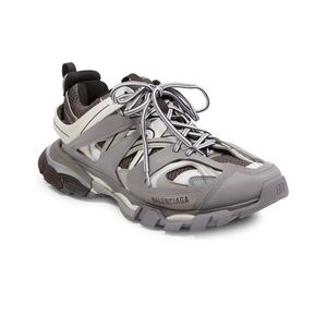 Balenciaga track available too big to fit